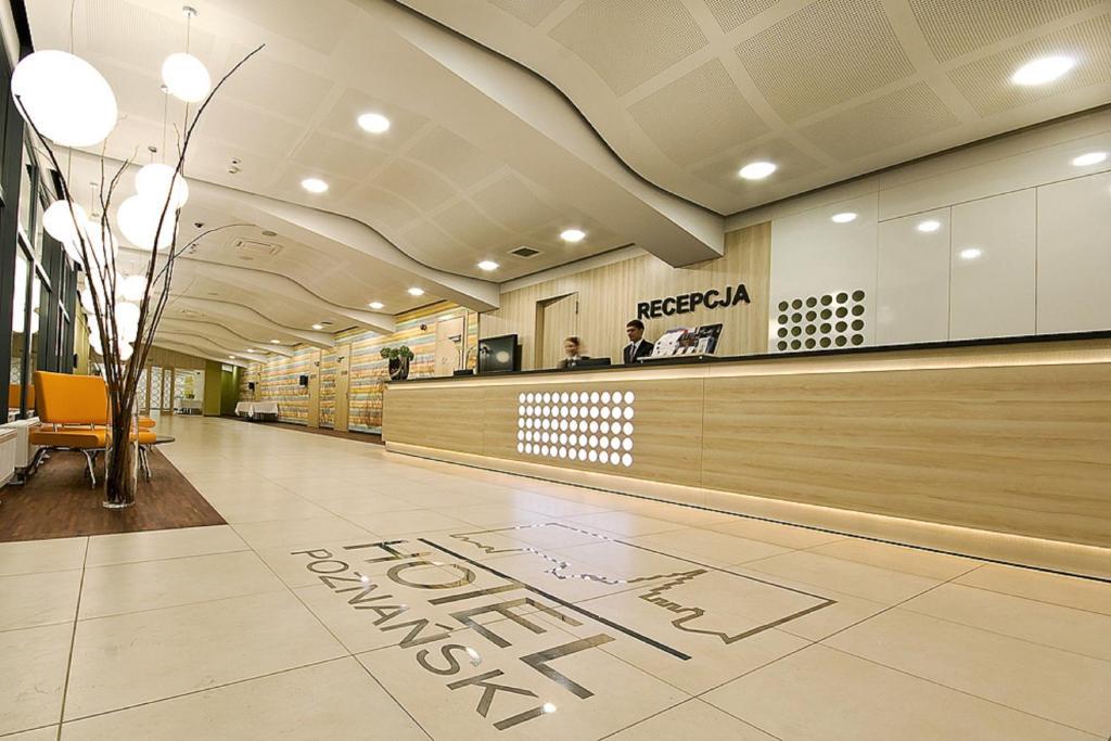 Hotel Poznanski A2 Любонь Экстерьер фото